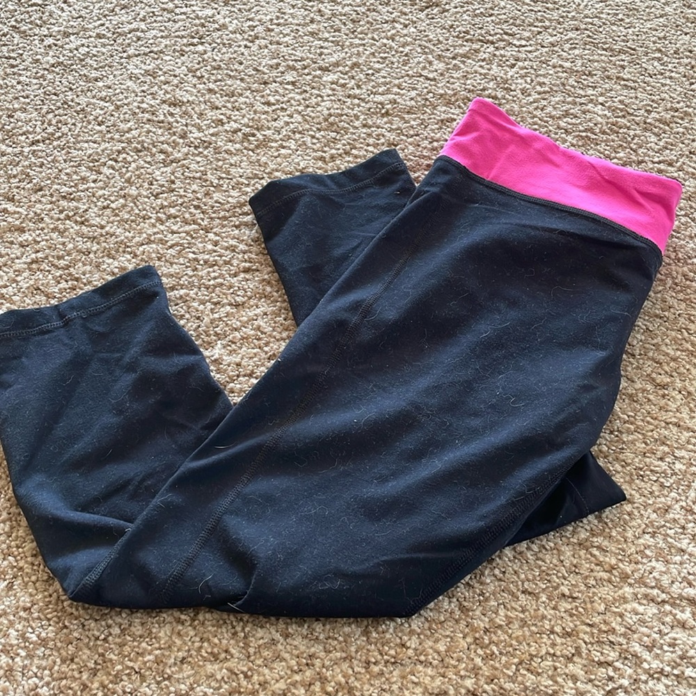 Black and pink style under armor, leggings, size medium, gently worn